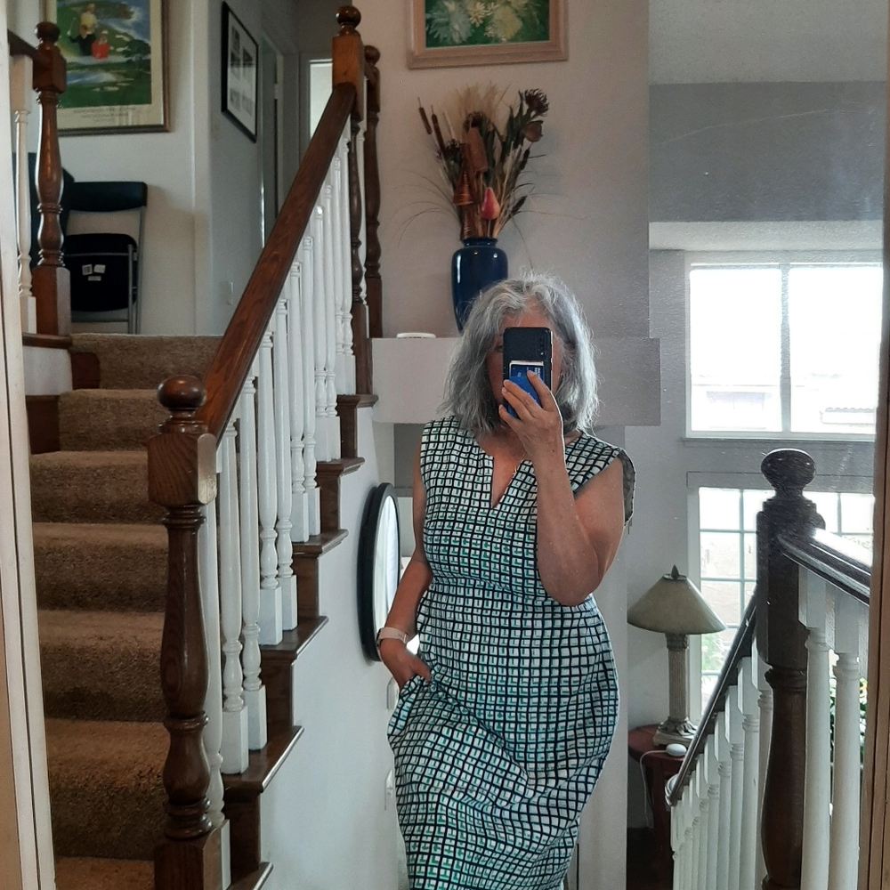 Kate Spade Green and White Sheath Dress V-Neck Midi